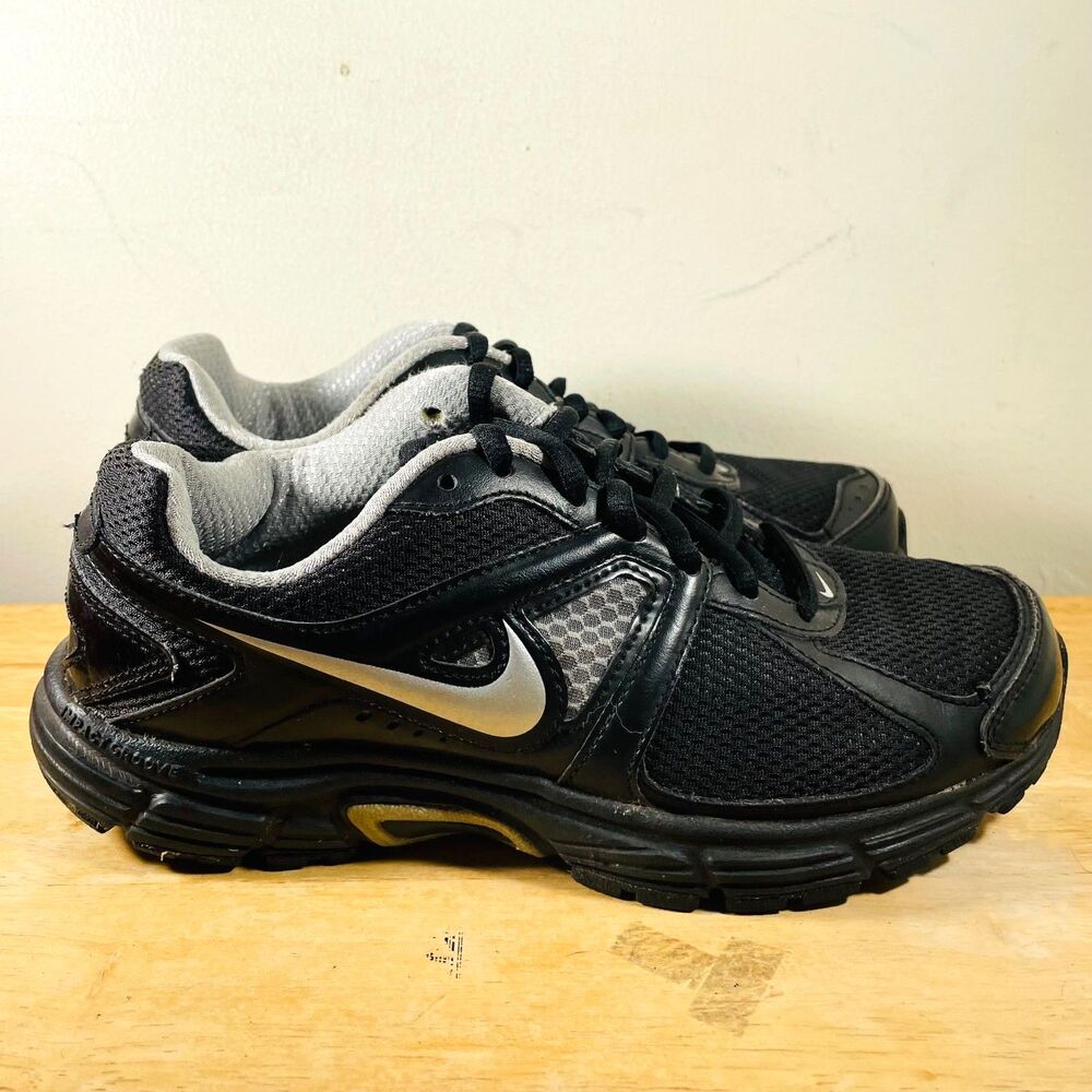 Nike Dart 9 Womens Size‎ 7 Shoes Black Mesh Athletic Running Sneakers